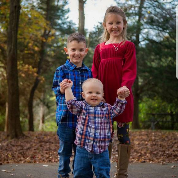 Meet your Posher, Brittney - Picture 1 of 1